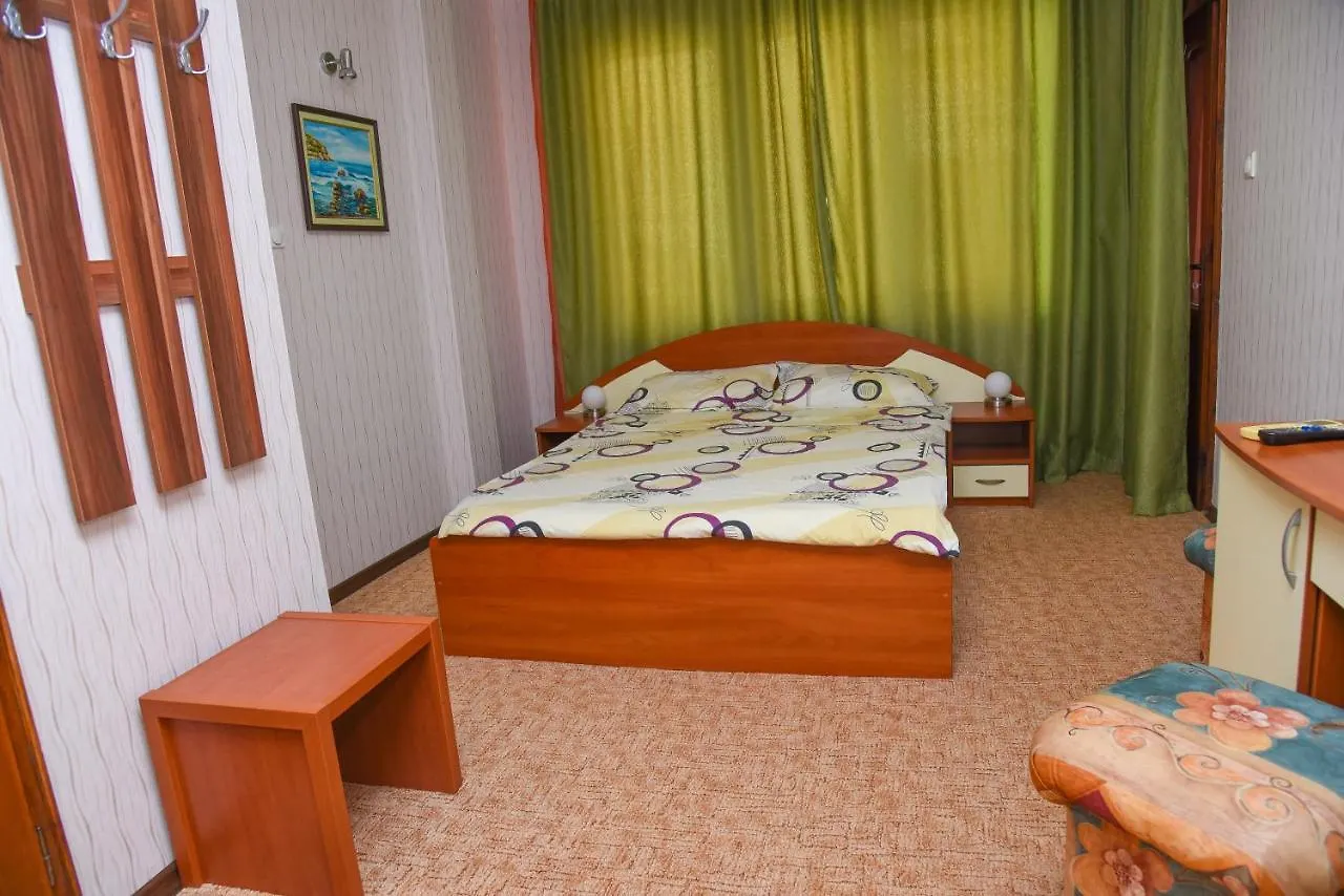 Comfortable Rooms Burgas City